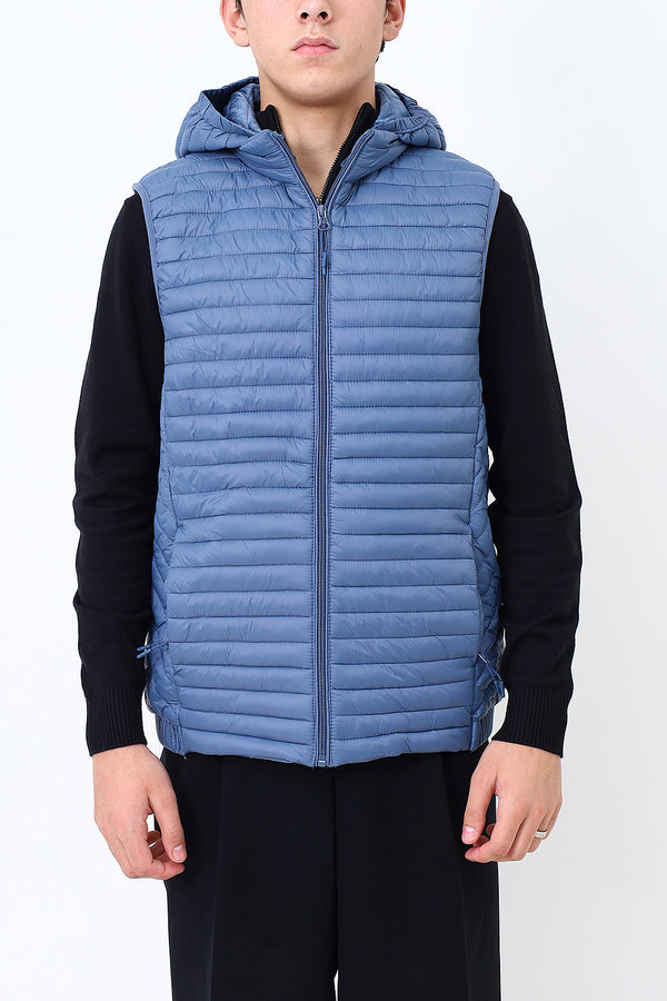 Men Sky Blue Sleeve Less Puffer Jacket